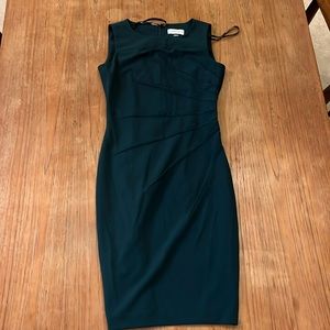 EUC Calvin Klein Emerald Sheath Starburst Dress 2P